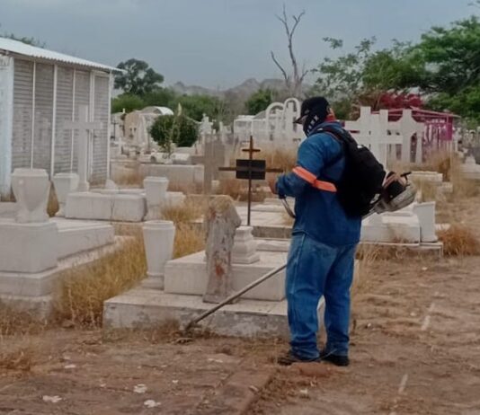 Realiza Gobierno de Hermosillo limpieza en panteones con motivo del 10 de mayo