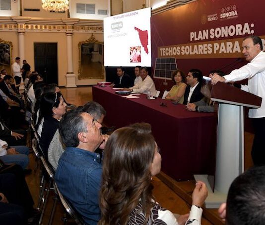 Con Techos Solares, Durazo y Sheinbaum reducen gasto eléctrico en familias sonorenses