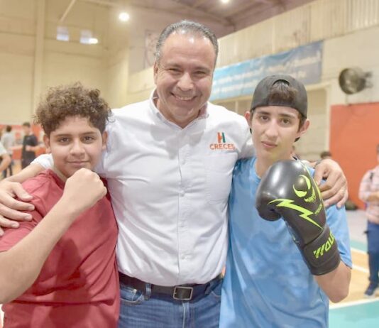 Apoya Toño Astiazarán a más de 3 mil deportistas a través del Fondo Deportivo