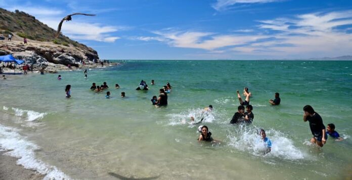 Continúa Operativo Semana Santa 2026 sin bajar la guardia por la seguridad de vacacionistas; acorde con la instrucción del Presidente Municipal Antonio Astiazarán continúan las acciones coordinadas para unas vacaciones seguras, limpias y ordenadas.