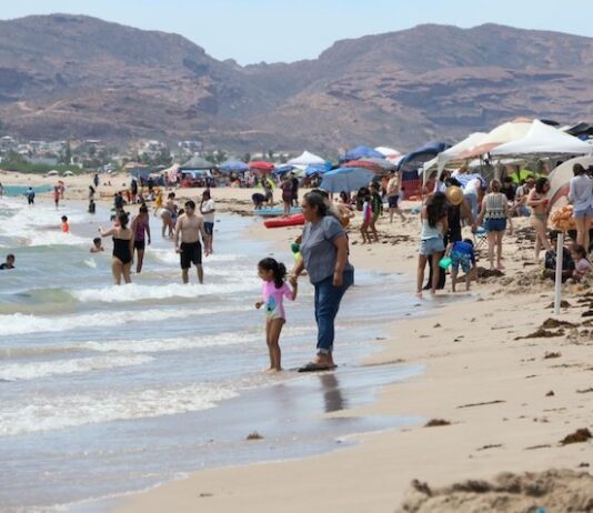 Viernes Santo registra alta afluencia en Guaymas y San Carlos