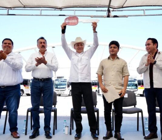 Gobernador Durazo refuerza transporte y salud en Cajeme con nuevos camiones y arranque de Semana Nacional de Vacunación