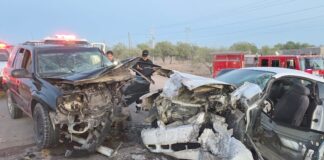 Fuerte choque deja conductor sin vida