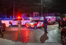 Frente a sus 4 hijos, menores de edad, asesinan a un hombre