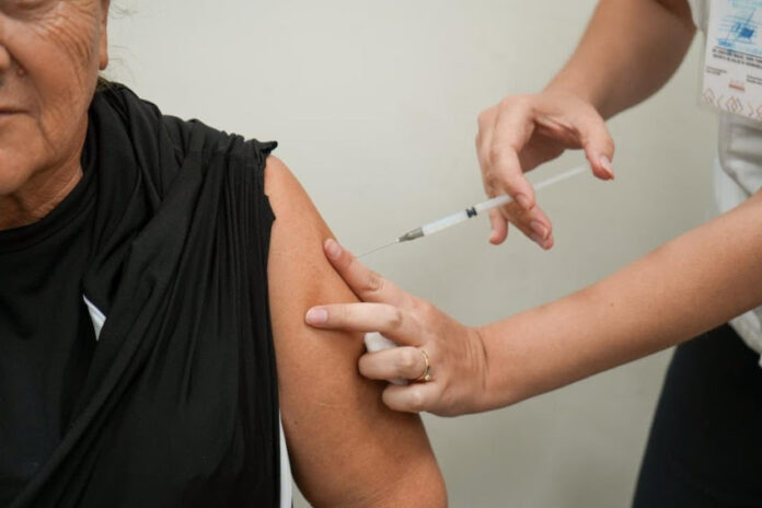 Llaman a completar esquema de vacunación contra sarampión para prevenir contagios; todas las personas deben contar con al menos dos dosis de la vacuna triple viral (SRP) o doble viral (SR) para estar protegidas.