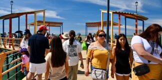 Se registra gran afluencia de vacacionistas en Bahía de Kino y zona rural en Semana Santa