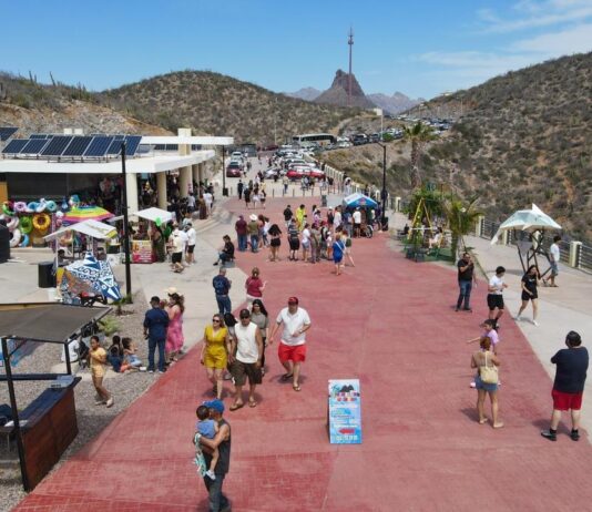 Más de 350 mil personas visitaron playas de Guaymas y San Carlos