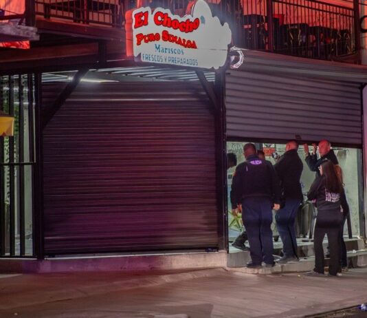 Ataque armado en negocio de mariscos deja 3 muertos y 3 heridos