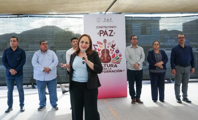 Pone en marcha Ayuntamiento de Guaymas programa “Cultura para el Bienestar”; con la presencia de la presidenta municipal, doctora Karla Córdova González.