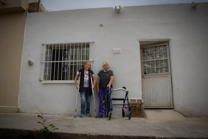Entregan vivienda rehabilitada y segura a familia hermosillense; en cumplimiento a un compromiso del gobernador Alfonso Durazo Montaño.