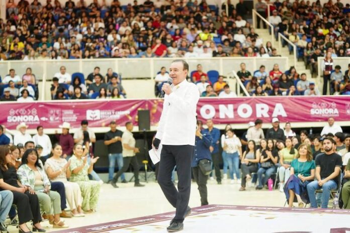 Sonora es la cuarta entidad con menor rezago educativo en México: Gobernador Durazo; estos resultados son producto del fortalecimiento de políticas públicas del gobernador Durazo orientadas a garantizar que niñas, niños y jóvenes permanezcan en las aulas y cuenten con mayores oportunidades de desarrollo.