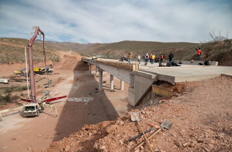 Ciudadanos ven alivio en rehabilitación de red carretera tras años de deterioro