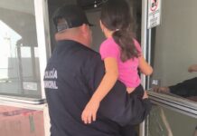 Niña de 3 años sufre picadura de alacrán en un kínder