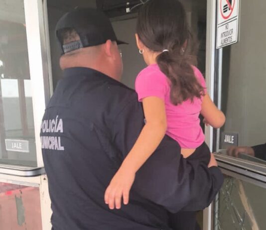 Niña de 3 años sufre picadura de alacrán en un kínder