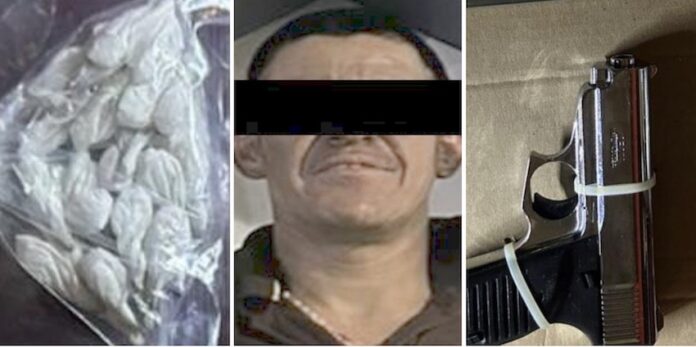 Detienen a sujeto armado en ‘Las Amapolas’; se trata de quien dijo llamarse Pablo “N”, de 35 años de edad; además traía droga.
