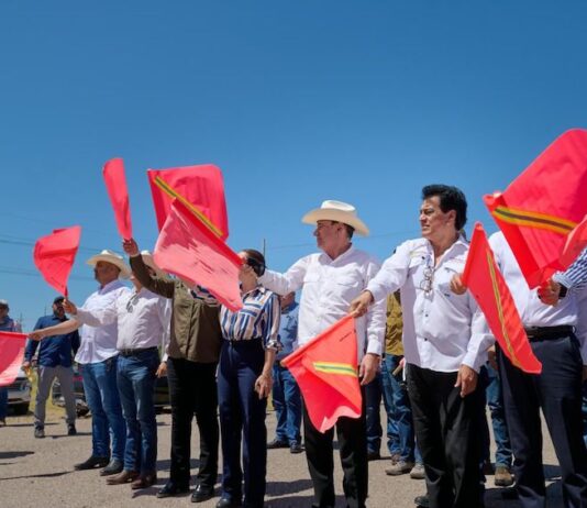 Durazo y Sheinbaum mejoran conectividad en el norte de Sonora con rehabilitación de carreteras