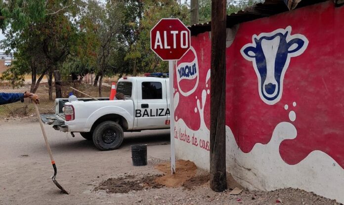 Instalan indicadores de ALTO en diversas vialidades; con el propósito de reforzar la seguridad vial y atender solicitudes de la ciudadanía.