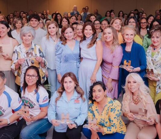 Reconoce Patty Ruibal a mujeres destacadas por su servicio en causas sociales