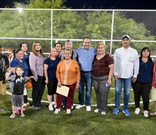 En equipo con las familias, Toño Astiazaran impulsa la sana convivencia con rehabilitación de parque en Altares