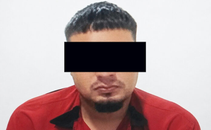 Ataca con tijeras y trata de asfixiar a su pareja sentimental; hoy, Jonathan Armando “N” está detenido por tentativa de feminicidio.