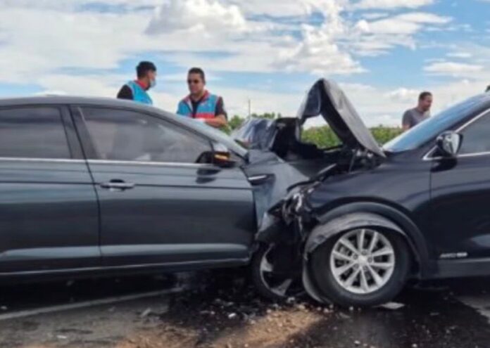 Mueren hermanitas de Sinaloa en trágico choque; Regina y Romina, de 7 y 9 años, regresaban de Durango, cuando ocurrió el lamentable accidente carretero.