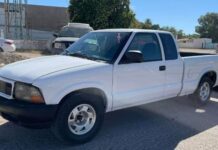 Roban camioneta en el sector Yucatán