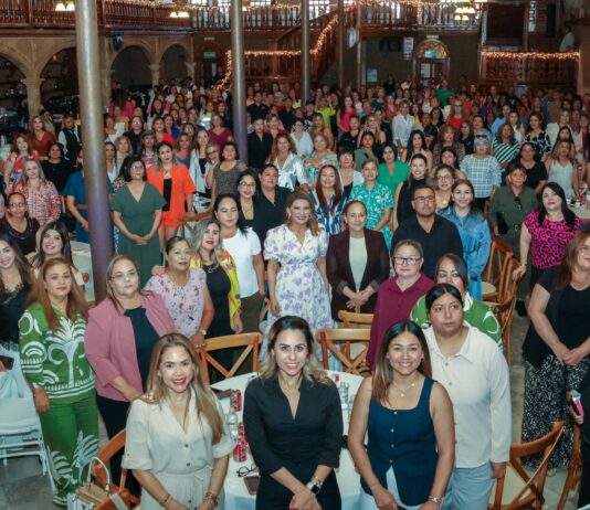 Celebra el Ayuntamiento de Guaymas a madres trabajadoras