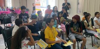 Niños y niñas participan en taller ambiental