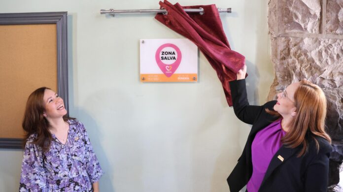 Develan placa de Zona SALVA en el Ayuntamiento de Guaymas; para que la comunidad cuente con un espacio físico que fortalezca el compromiso con la paz,