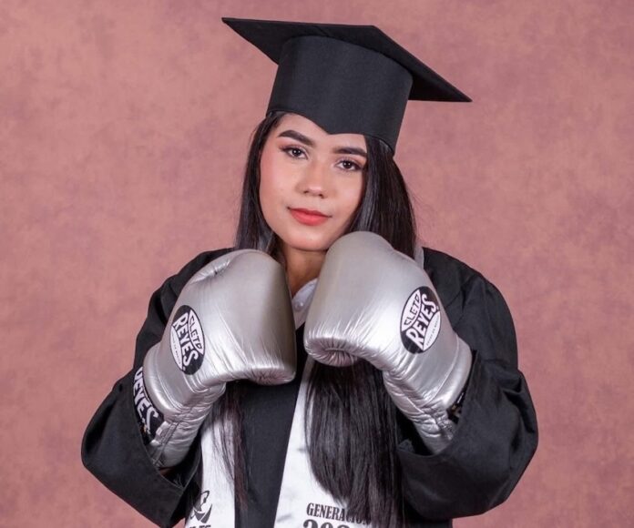 Obtiene estudiante sonorense medalla de plata en Festival Olímpico de Boxeo; Gabriela Hernández Araujo “Chocue”, de 17 años de edad, de Esperanza.
