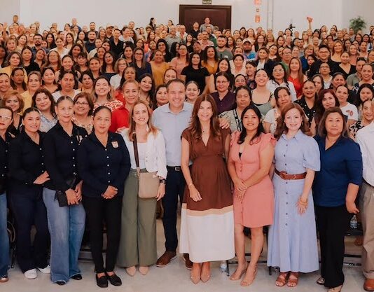 Destacan Toño Astiazarán y Patty Ruibal labor de mamás voluntarias en programa Desayunos Escolares en Hermosillo