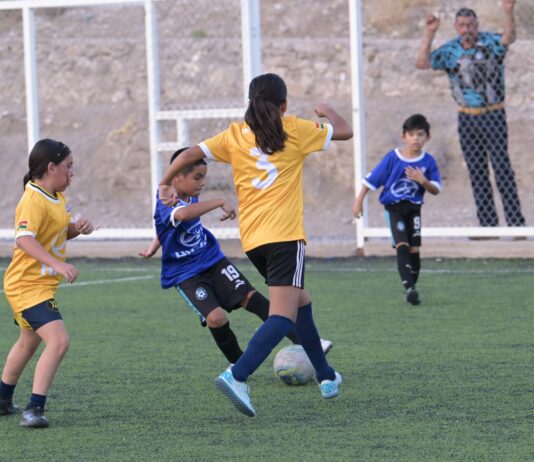 Continúan emociones y goleadas en El Mundialito H