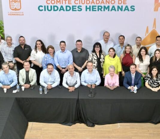 Fortalece Toño Astiazarán relación con Phoenix con participación ciudadana y liderazgo juvenil