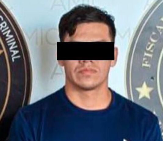 Detenido en la línea fronteriza tras ser deportado de EEUU