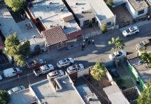 Joven armado amenaza de muerte a su propia madre