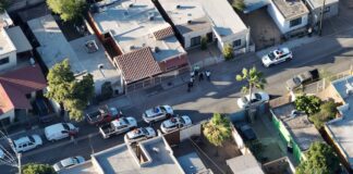 Joven armado amenaza de muerte a su propia madre