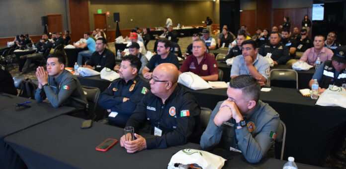 Fortalecen preparación y respuesta ante la nueva temporada de lluvias; ofrecen seminario a coordinadores municipales de protección civil, autoridades y personal relacionado con la atención de emergencias.