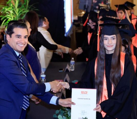 Se gradúan más de siete mil estudiantes de Cobach Sonora