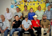 Por el Día del Padre festejan a adultos mayores