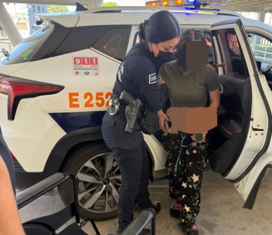 Brinda Policía Municipal atención a adolescente en labor de parto