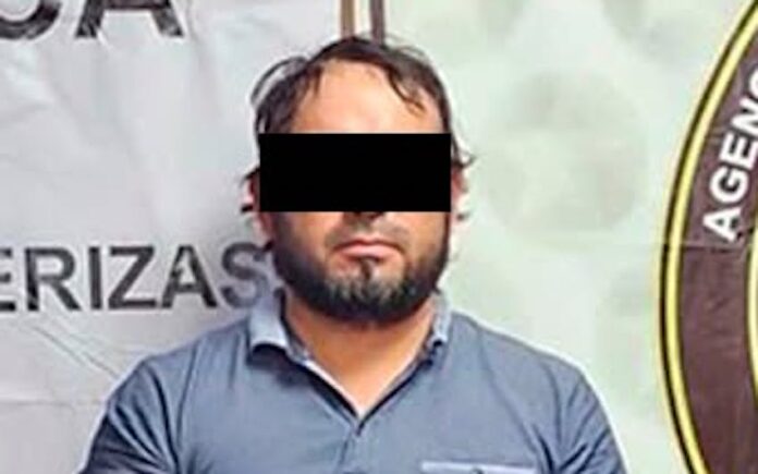 En pleno convivio atacó con machete a dos hombres, dejándolos heridos; Carlos Javier “N”, de 38 años, ya se encuentra detenido.