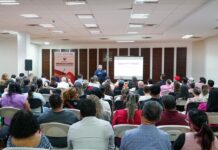Imparten plática “Actuación de las personas servidoras públicas apegadas a los derechos humanos”