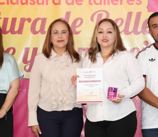 Concluye Ayuntamiento de Guaymas talleres de corte y confección y cultura de belleza
