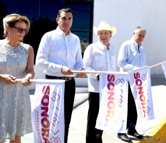 Gobernador Durazo arranca distribución de más de 3.3 millones de libros de texto en escuelas públicas