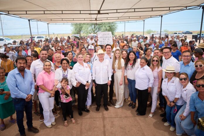 Supervisa Durazo construcción de Viviendas del Bienestar en Navojoa; entregará 20 mil hogares antes de finalizar su sexenio; estas acciones garantizan el acceso a un patrimonio digno para las familias del sur de Sonora a precio asequible, ampliando las oportunidades de bienestar y desarrollo. Además, la meta de vivienda en Sonora se duplicó de 33 mil 800 a 65 mil hogares para 2030.