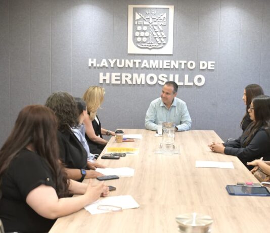 Impulsa Toño Astiazarán talento artístico de mujeres hermosillenses a través de Creartística