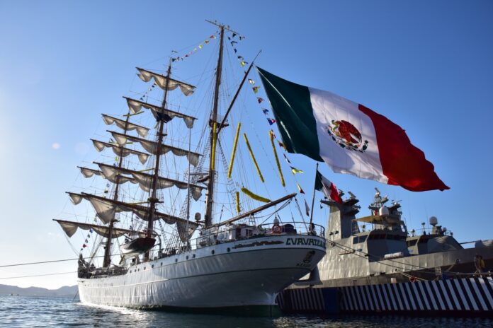 La Secretaría de Marina impulsa los 10 Intereses Marítimos Nacionales, como columna vertebral de la Política Nacional Marítima que fortalecerá el desarrollo de nuestro país.