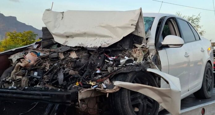 De Empalme automovilista fallecido en trágico choque; ocurrió hoy poco antes de las 05:00 horas en la carretera a San José; descanse en paz.