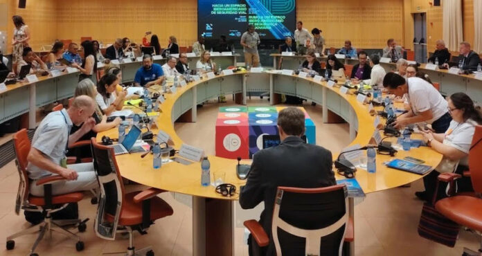 Guaymense asistió al Seminario Latinoamericano de Educación Vial; Claudia Dinorah representó a la asociación J.A.I.M.E. en Madrid, España.