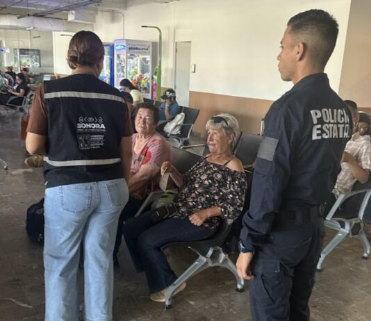 Acercan información preventiva a viajeros durante el Operativo Verano 2026